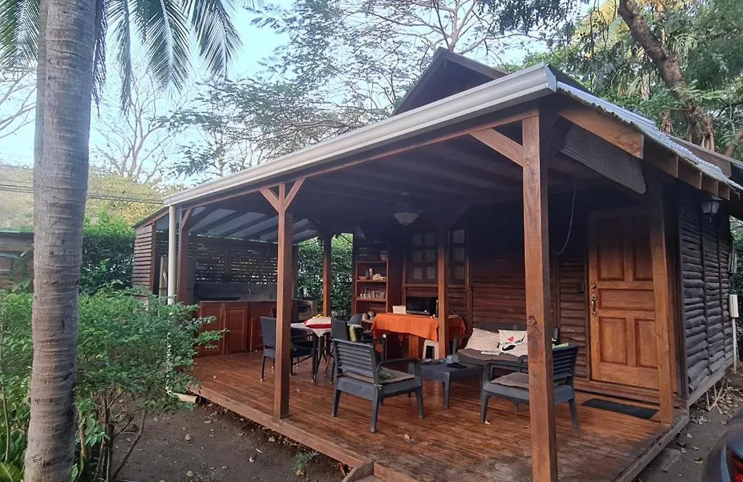 Congos Hostal Y Camping-1